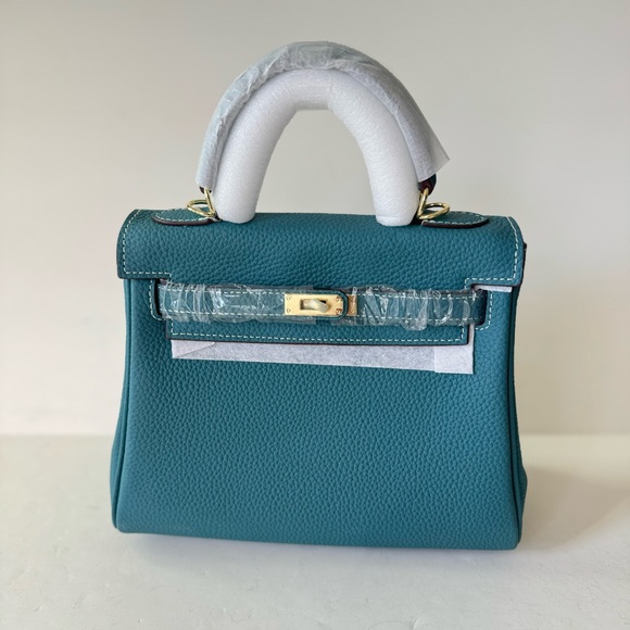Teal Colbalt Bleu Jean 25 Leather Belted KL Bag w/ Gold HW Crossbody Satchel B13 - Picture 2 of 13